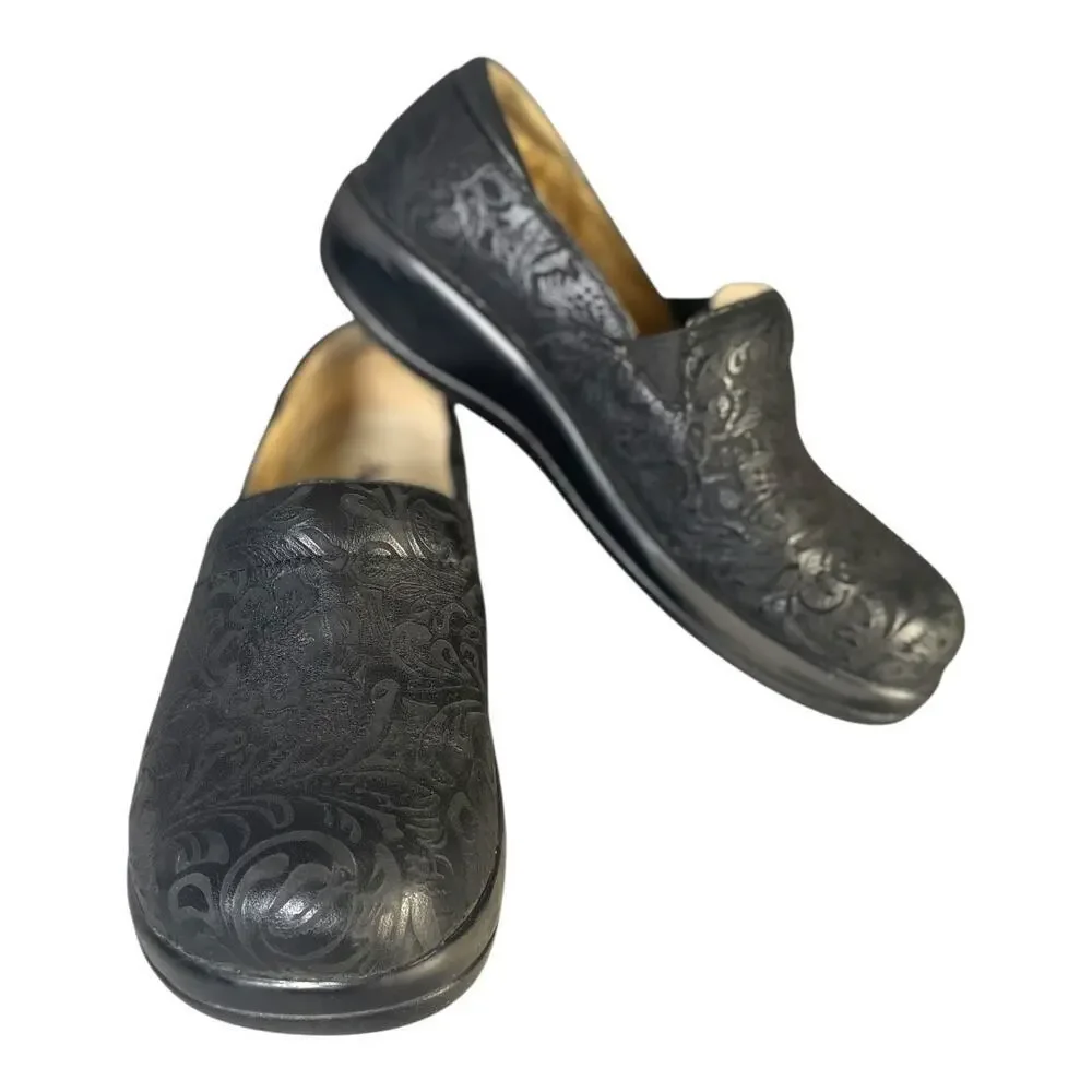 Alegria Keli Professional Black Embossed Paisley Pattern Leather Clogs 38 (8)
